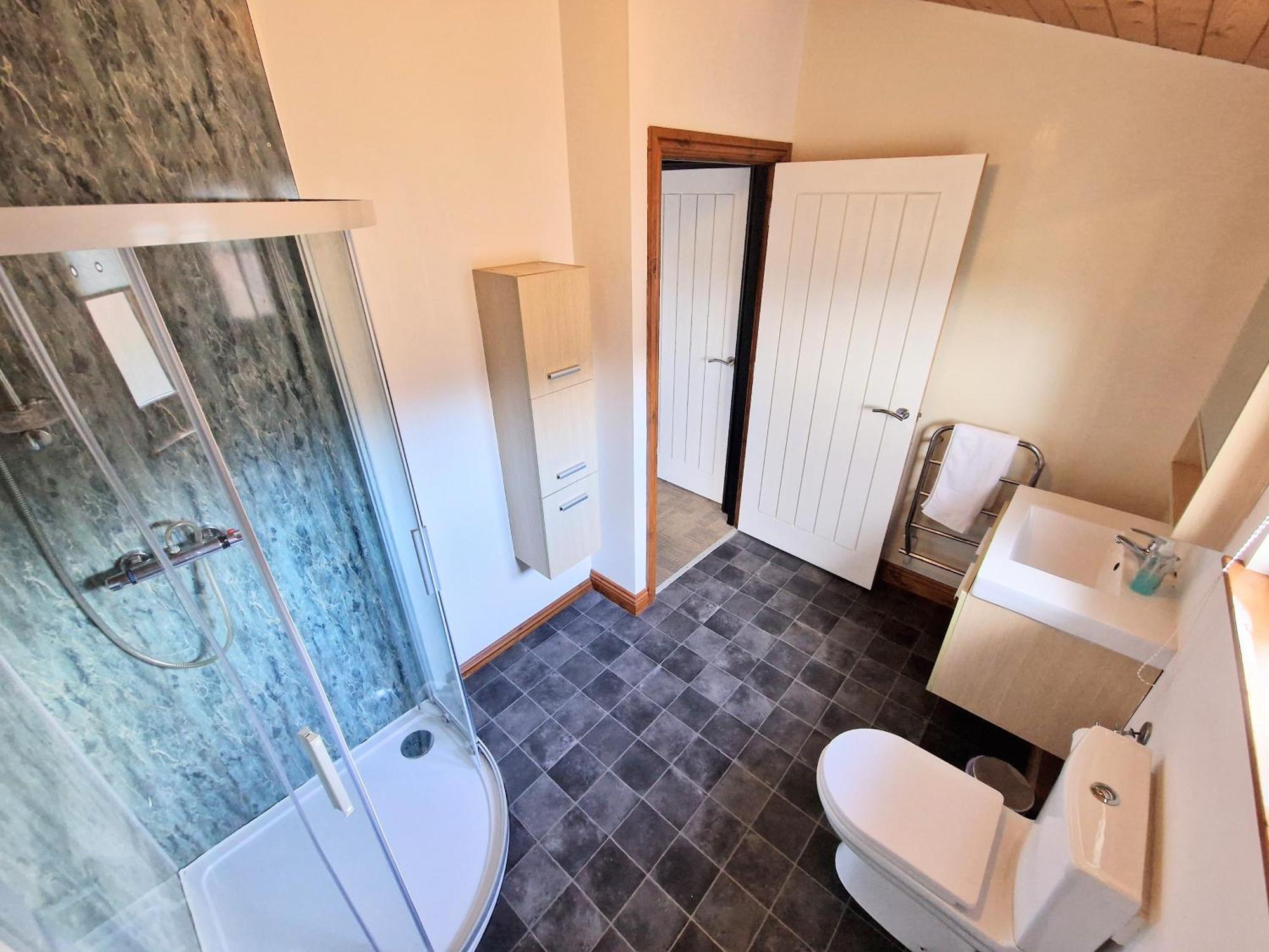 Вілла Ochil 9 With Private Hot Tub - Fife - Loch Leven - Lomond Hills - Pet Friendly Kelty Екстер'єр фото