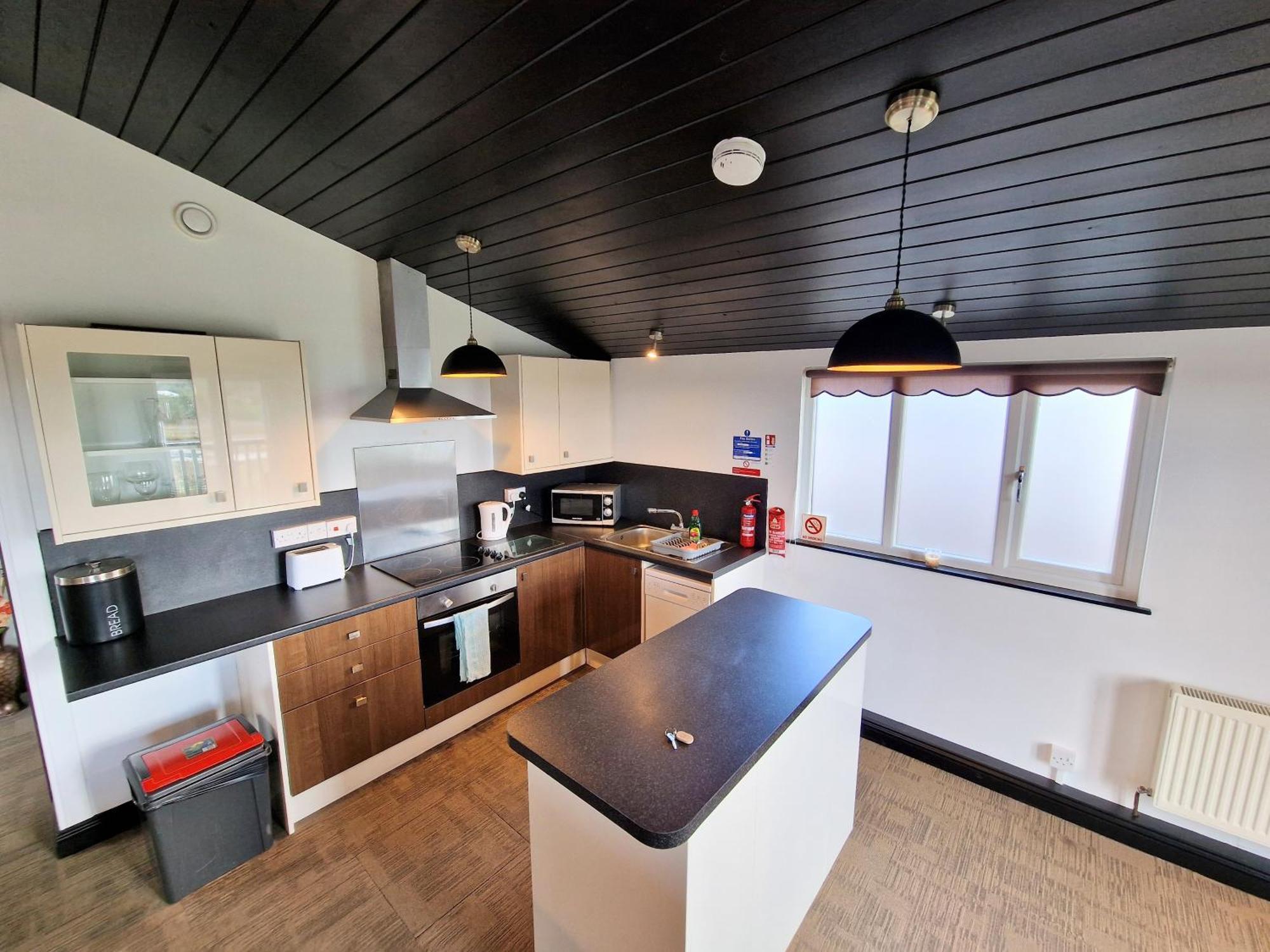 Вілла Ochil 9 With Private Hot Tub - Fife - Loch Leven - Lomond Hills - Pet Friendly Kelty Екстер'єр фото