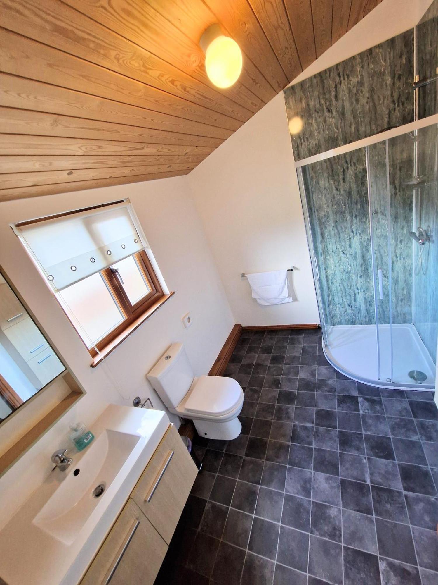 Вілла Ochil 9 With Private Hot Tub - Fife - Loch Leven - Lomond Hills - Pet Friendly Kelty Екстер'єр фото
